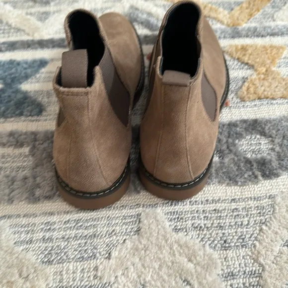 Abound Mens Zane Suede Chelsea Boot