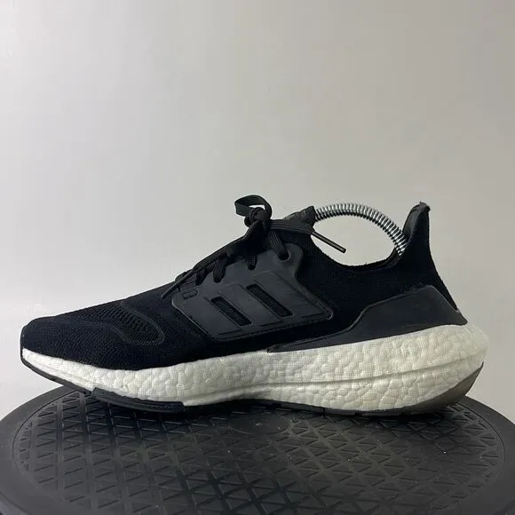Adidas UltraBoost 22 Black/White Athletic Running Shoes GX5591 Women’s Size 9