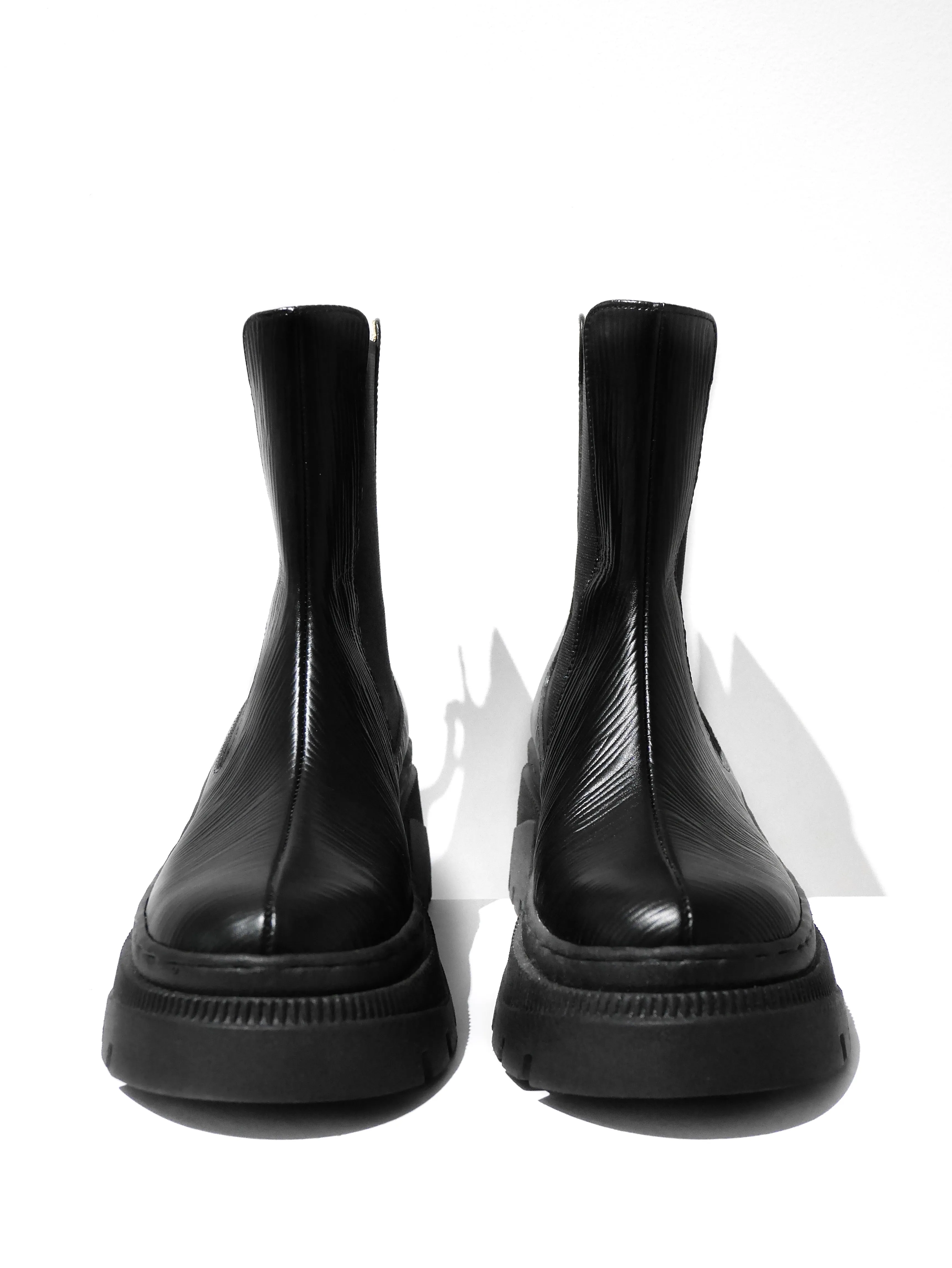 Black Bark Chelsea Boots