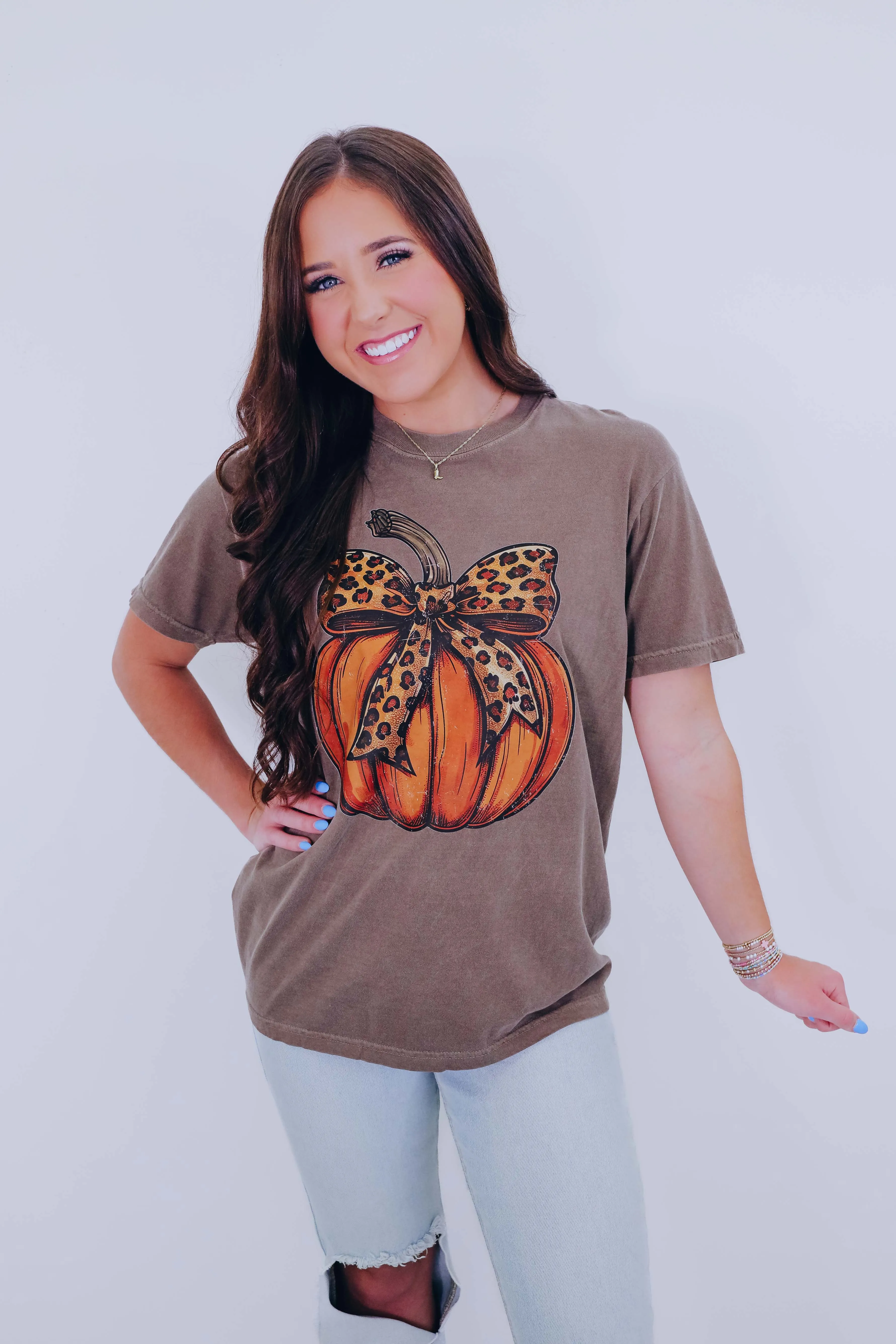 Bow Pumpkin Graphic Tee S-2X - Brown