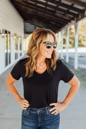 charlie tee in black