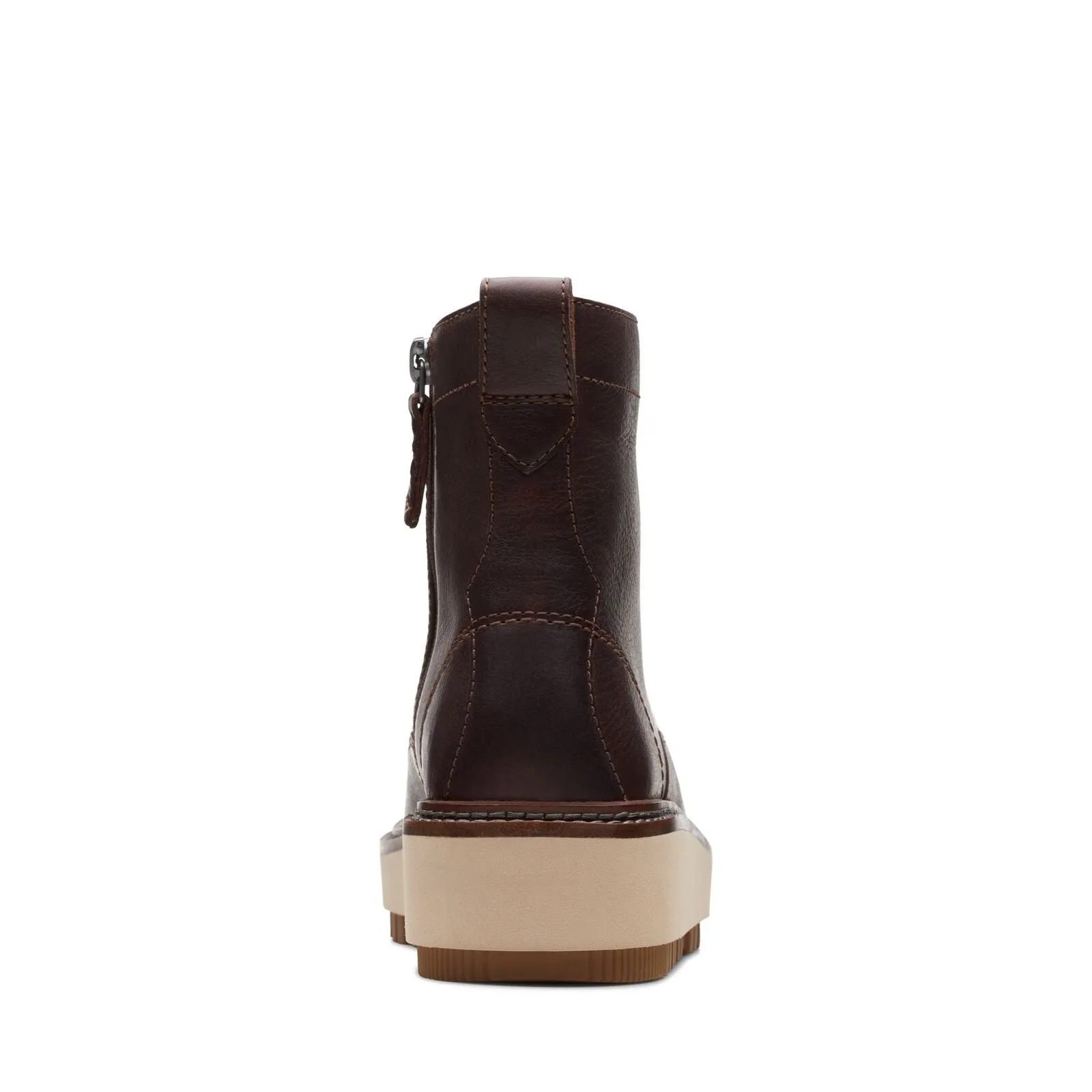 Clarks Women's Orianna W Lace Brown 26174799