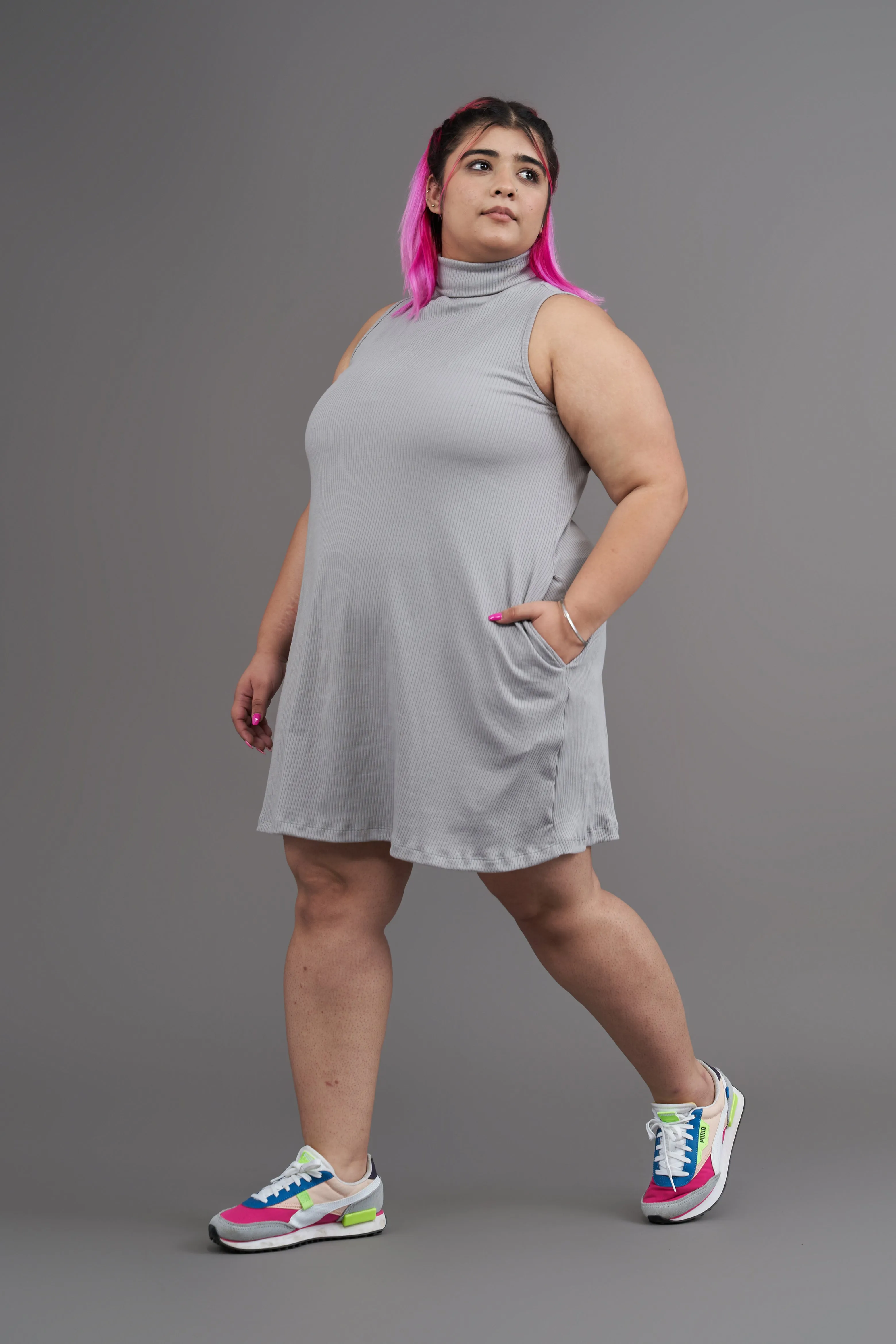 Every-wear pocket dress: Grey