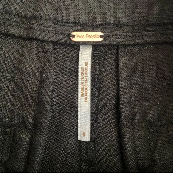 Free People Chelsea LINEN Black Short Size 0