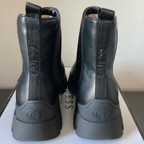 GUESS Women's Hestia Lug Sole Chelsea Booties, size 9.5
