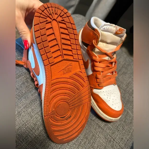 JORDAN 1 RETRO HIGH OG Shoes