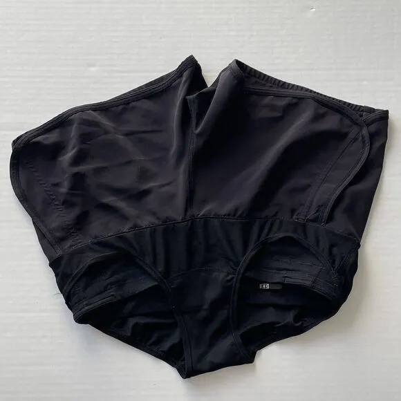 Lululemon Run Times Women’s Lightweight Stretch Running Shorts With Liner 4&quot;