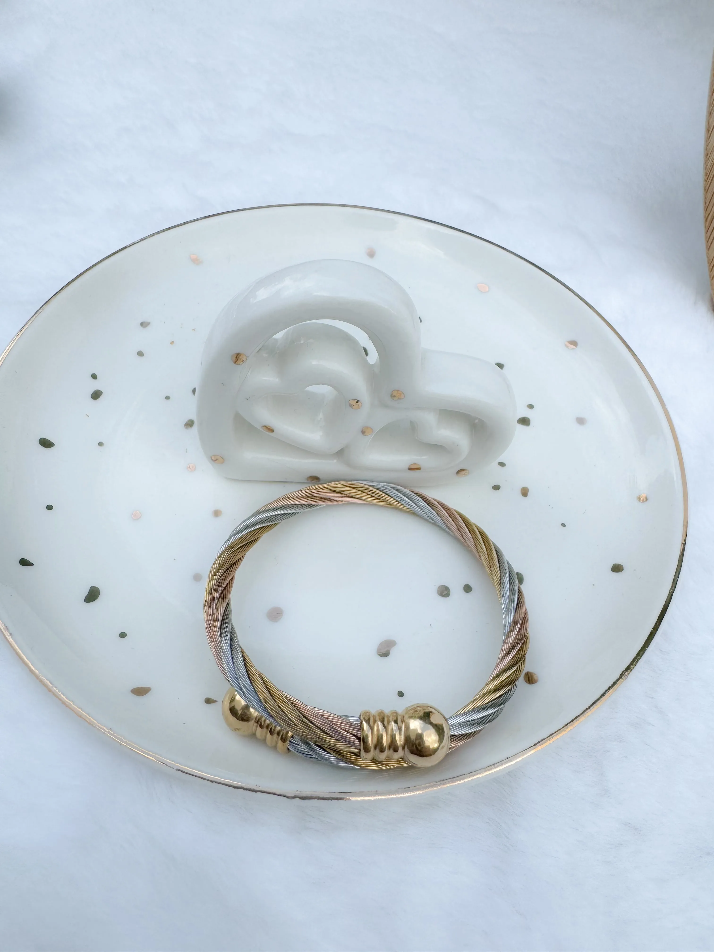 Marine cable bangle