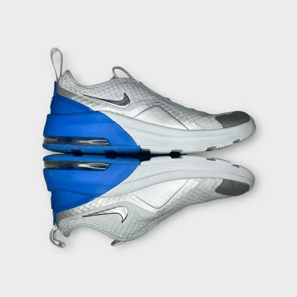 Nike Air Max Motion 2 Silver &amp; Blue Sneakers