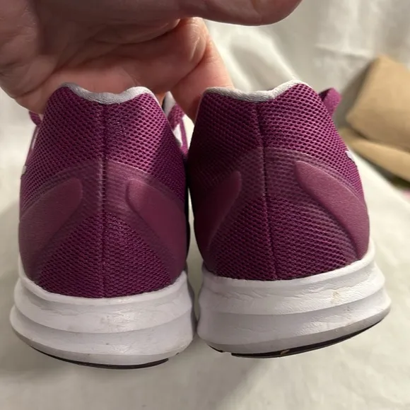 Nike Downshifter 7 Purple Running Shoes Sneakers Size 6Y