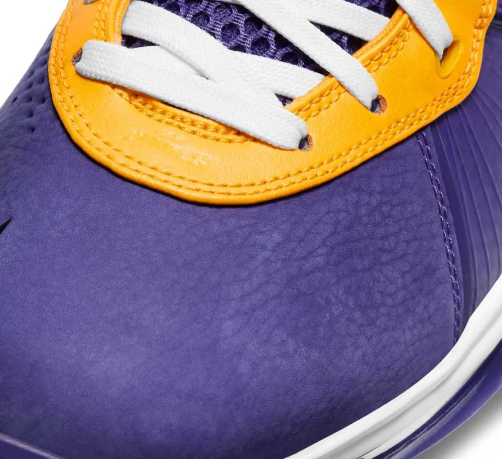 NIKE LEBRON VIII