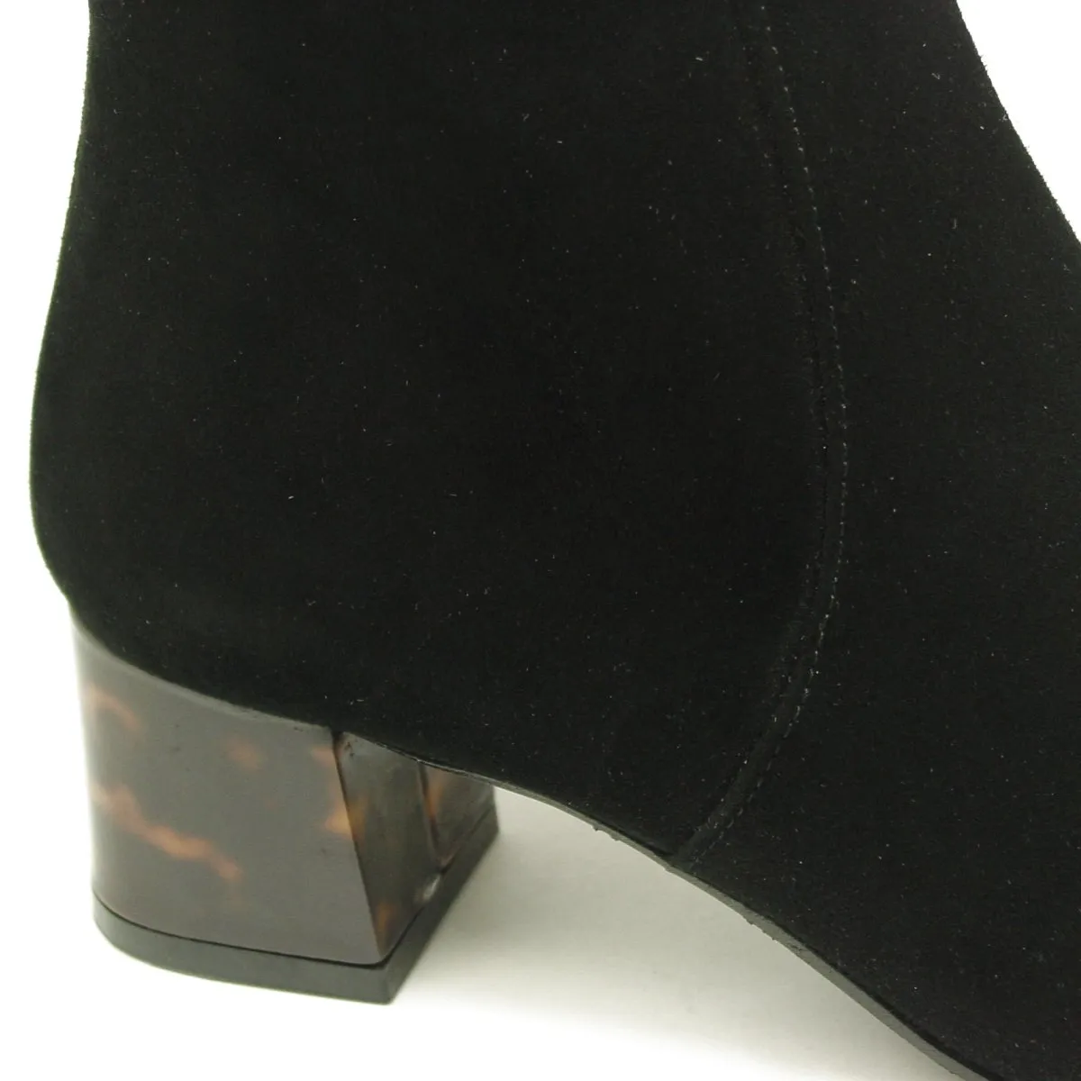 Odelia Onyx