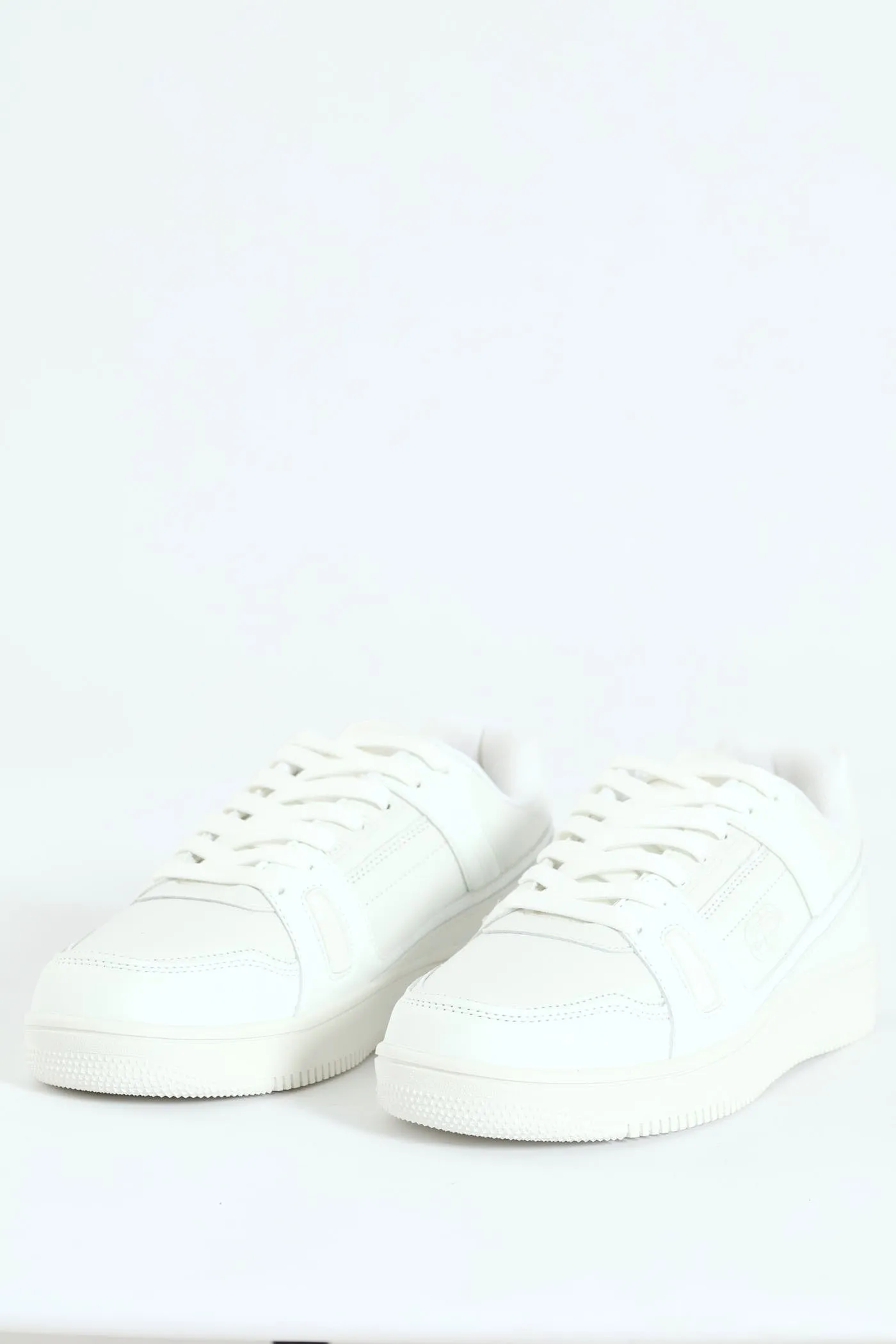 Panelled Closed Toe Lace Up Sneaker - White/White