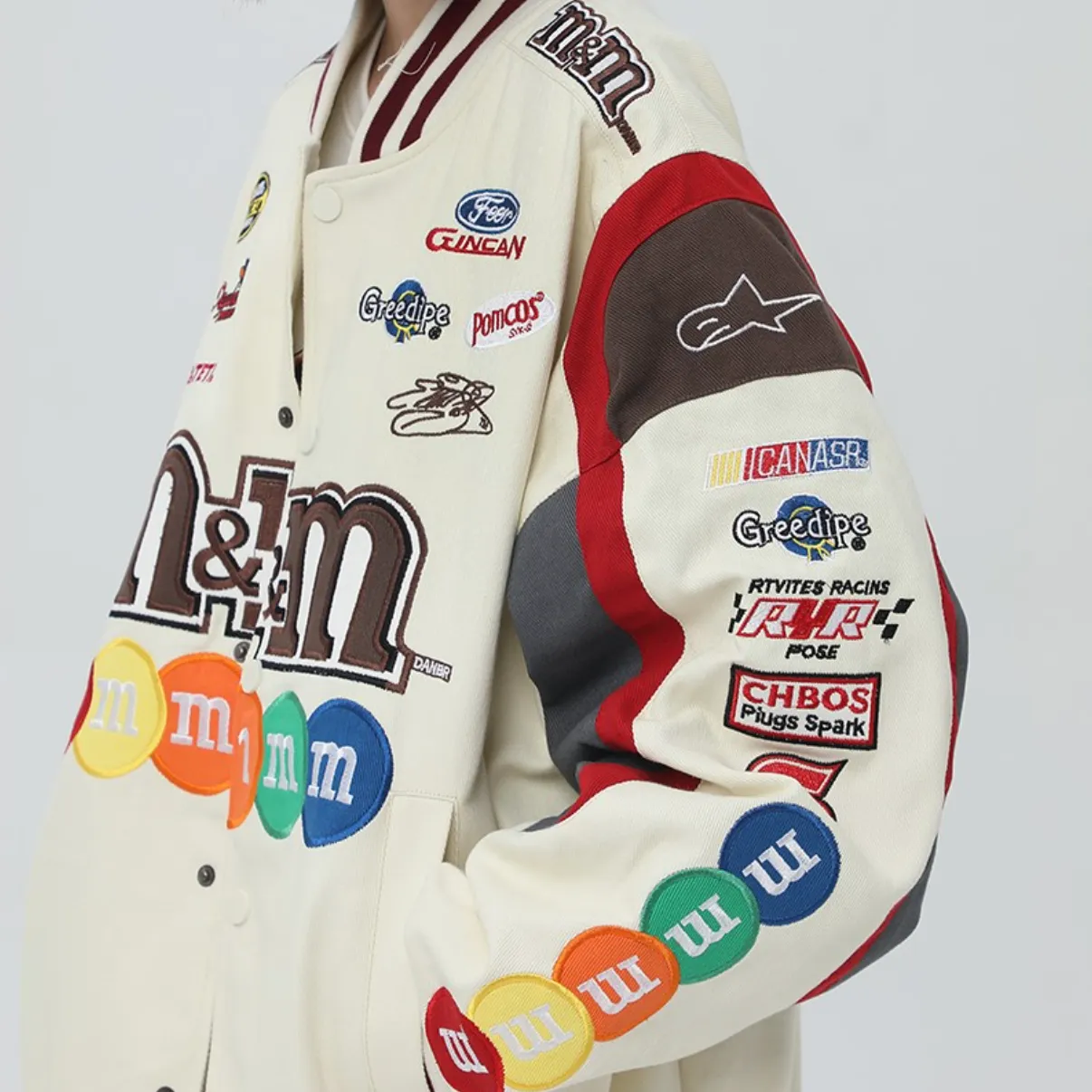 "M&M" Veste Universitaire Jacket Racing Brodée Beige - URB1™