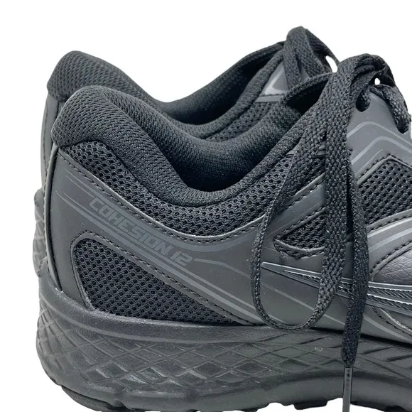 Saucony Black Cohesion 12 Sneakers Size 7.5 W WIDE