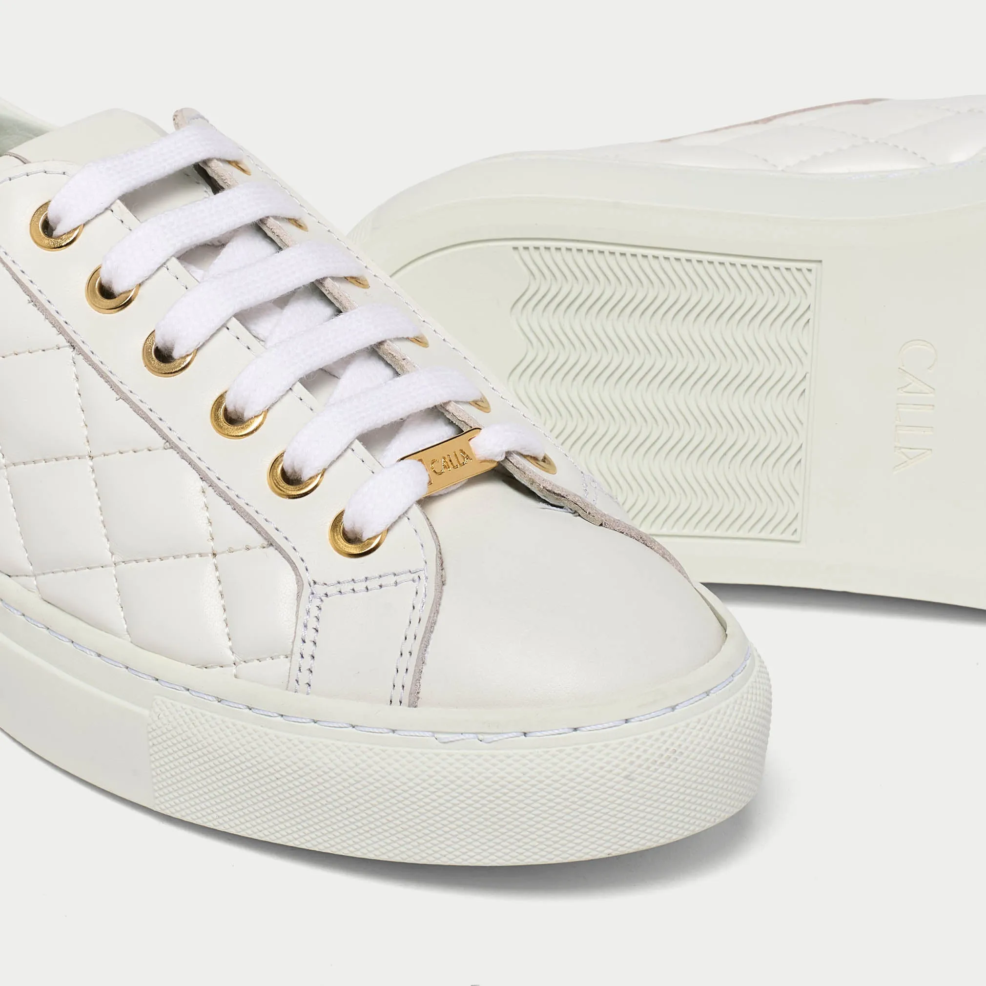 Star - White Quilted