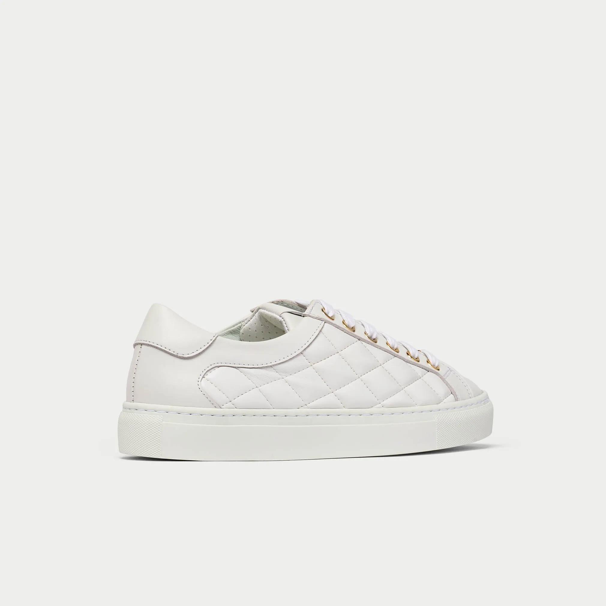 Star - White Quilted