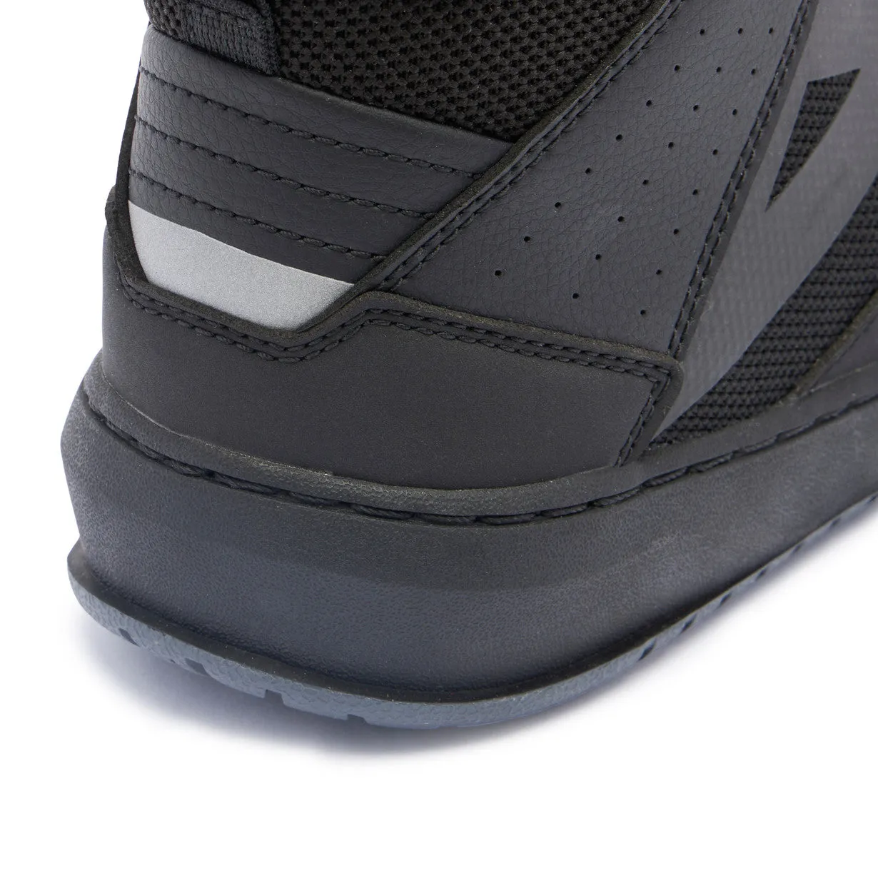 Suburb Air Shoes