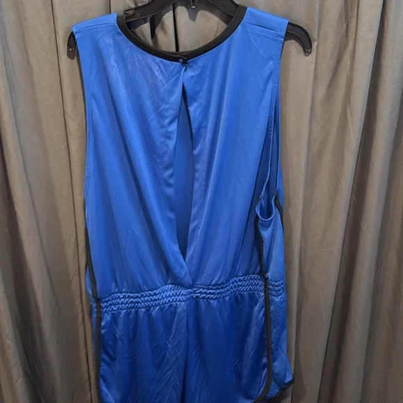 Women’s Nike Dri-Fit Open Back Romper size XL NWT MSRP $70
