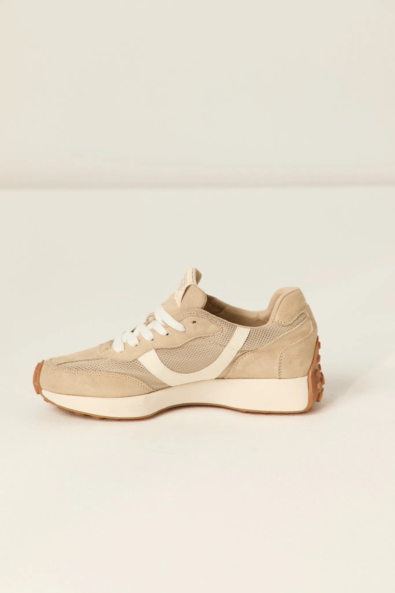 Zapatilla deportiva casual beige